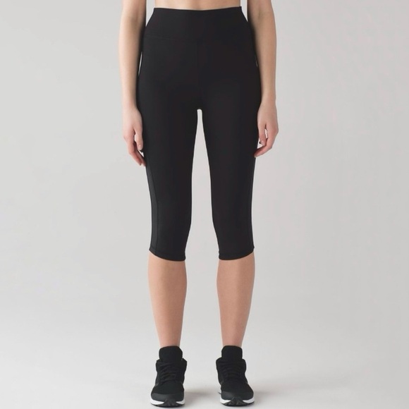 Lululemon Squad Goals Crop High Rise Athletic Legging 17” Black 4 - Picture 2 of 14